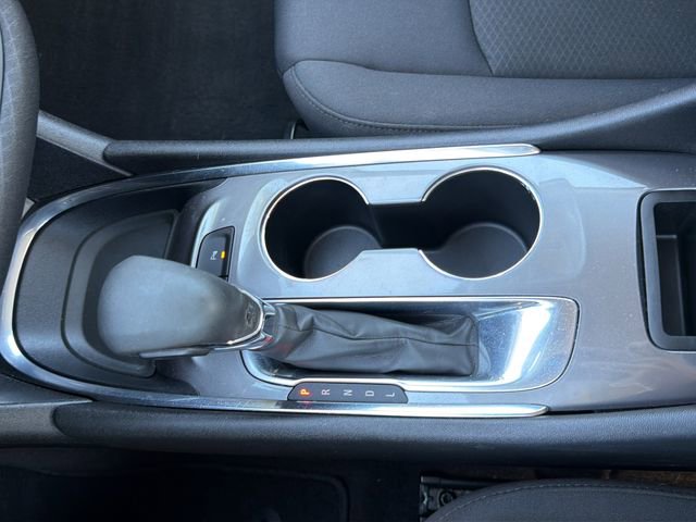 Used 2022 Chevrolet Malibu LS w/ Driver Confidence Package image 27