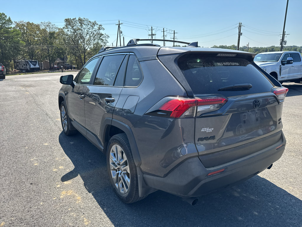 Used 2025 Toyota RAV4 XLE Premium w/ Weather Package AWD/4WD image 7