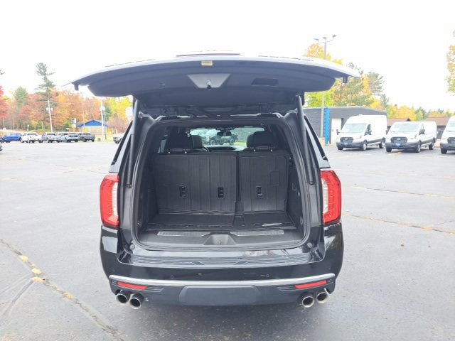 Used 2023 GMC Yukon Denali image 32