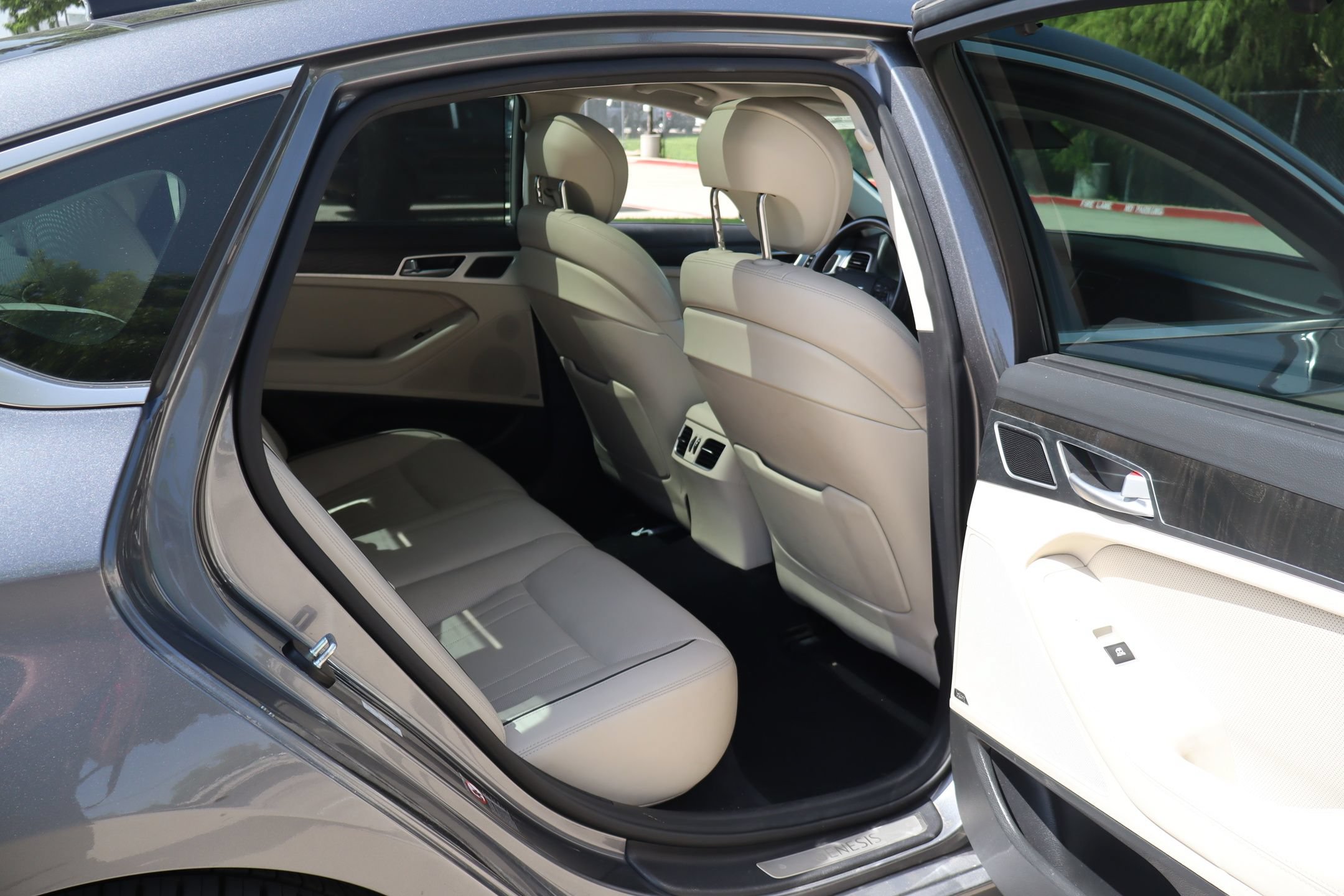 Used 2017 Genesis G80 3.8 w/ Option Group 03 RWD image 28