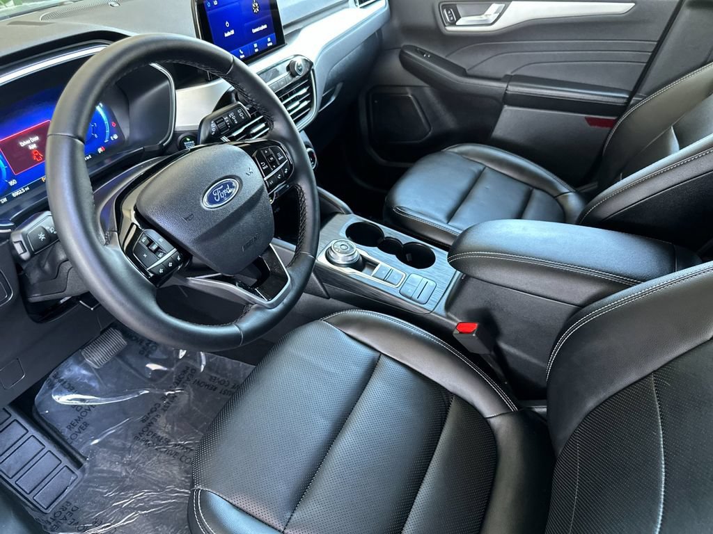 Certified 2022 Ford Escape SEL w/ Technology Package FWD image 9