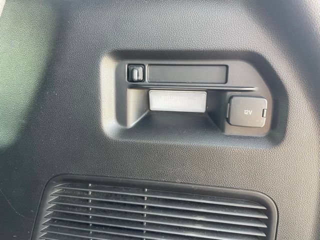 Certified 2020 Ford Explorer XLT w/ Equipment Group 202A AWD/4WD image 31