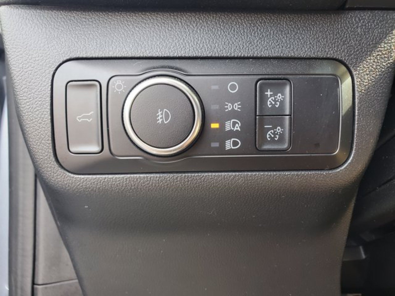 Certified 2022 Ford Escape SEL FWD image 16