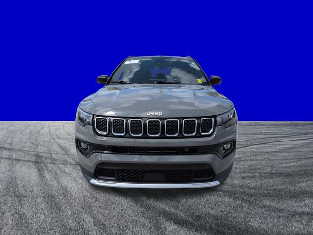 Used 2024 Jeep Compass Limited AWD/4WD image 9
