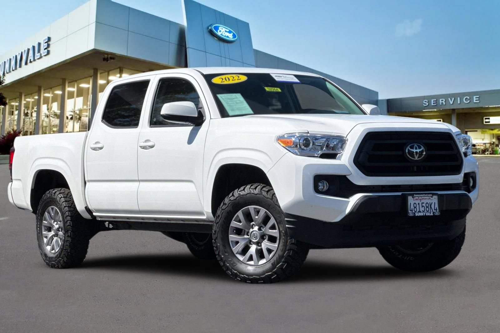 Used 2022 Toyota Tacoma SR AWD/4WD image 2