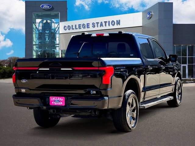 Certified 2022 Ford F150 Lightning Lariat image 3