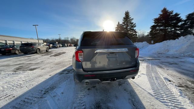 Certified 2021 Ford Explorer Limited w/ Equipment Group 301A image 8