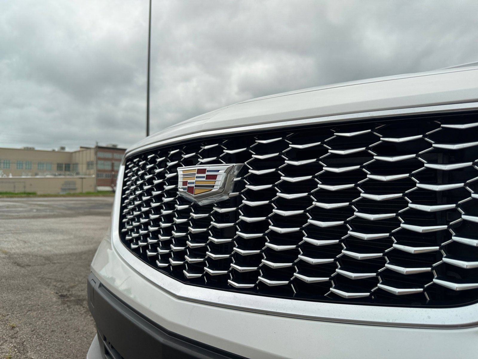 Used 2020 Cadillac XT4 Premium Luxury w/ LPO, Radiant Package FWD image 16