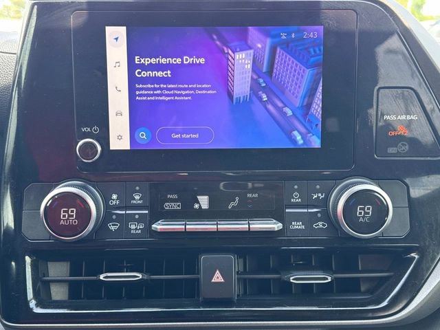 Used 2023 Toyota Highlander L FWD image 32