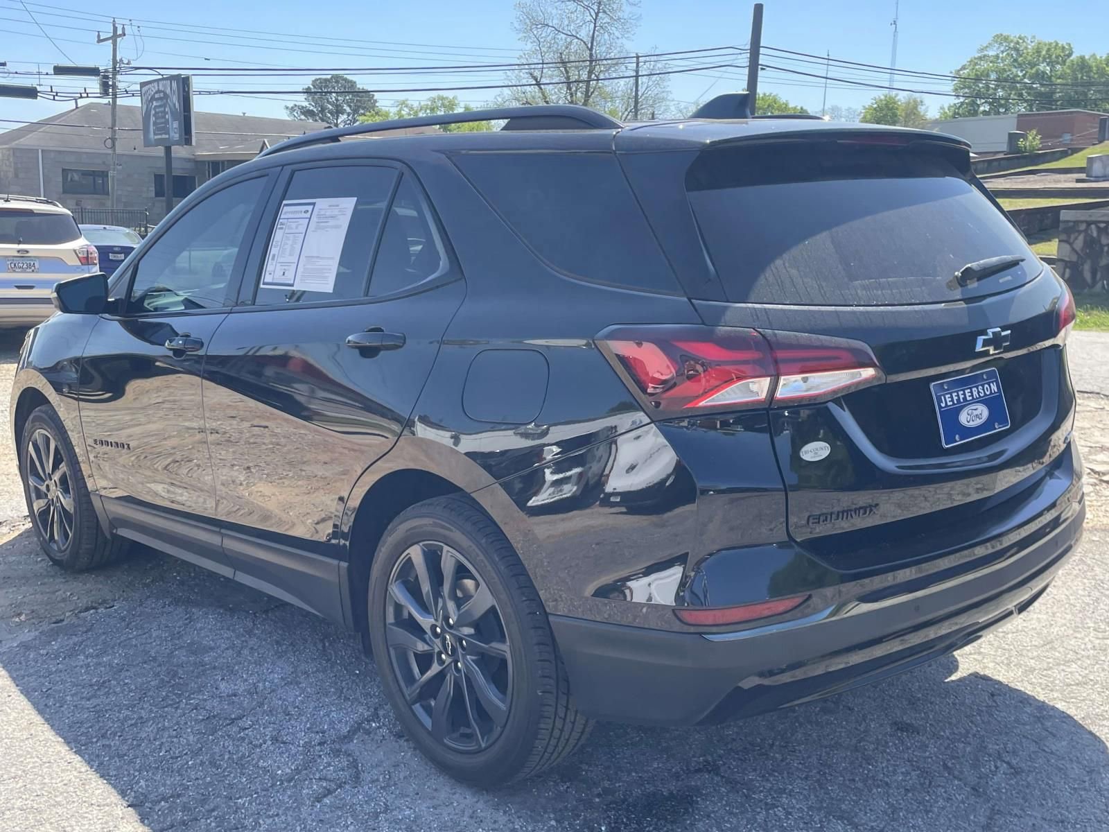 Used 2022 Chevrolet Equinox RS w/ RS Leather Package image 3