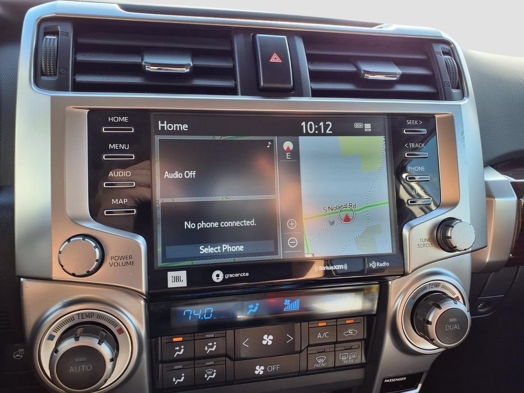 Used 2023 Toyota 4Runner Limited AWD/4WD image 10