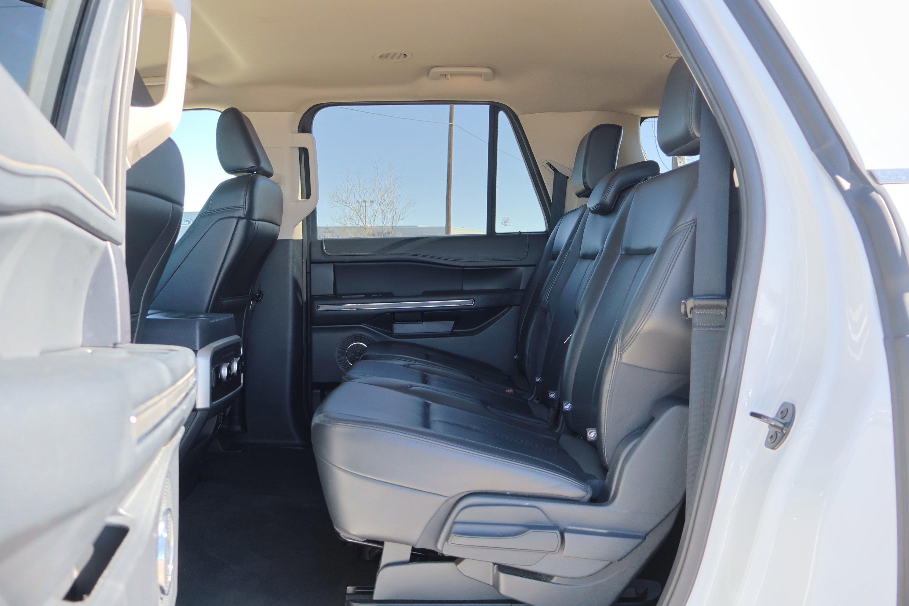 Certified 2024 Ford Expedition Max XLT image 31