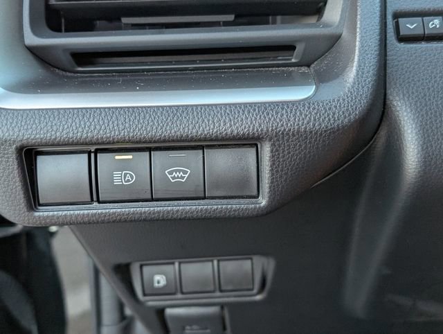 Used 2025 Toyota Prius LE image 23