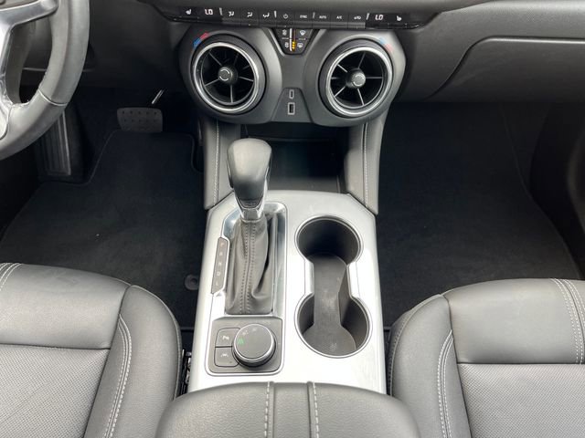Used 2024 Chevrolet Blazer LT w/ Midnight/Sport Edition FWD image 17