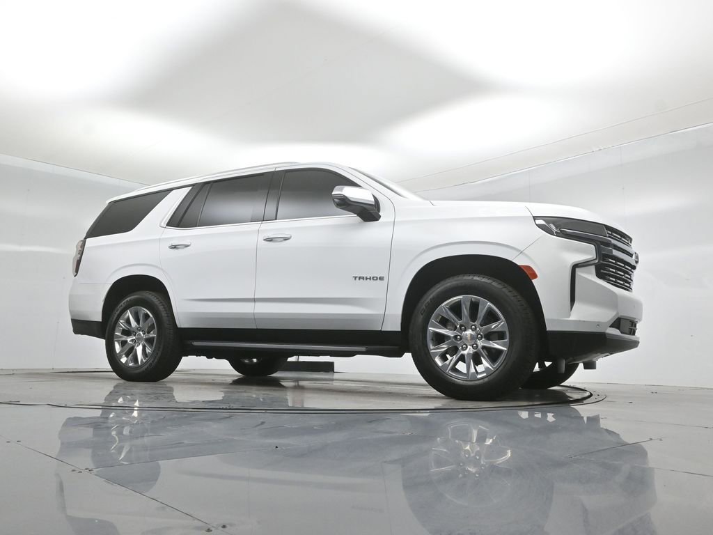 Used 2021 Chevrolet Tahoe Premier w/ Premium Package image 4