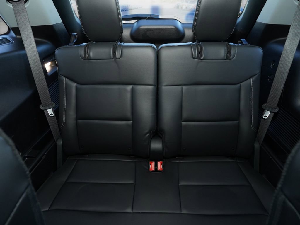 Certified 2021 Ford Explorer XLT w/ Equipment Group 202A image 32