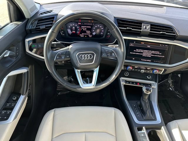 Used 2023 Audi Q3 2.0T Premium w/ Convenience Package AWD/4WD image 18