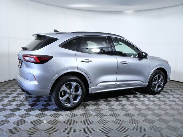 Certified 2023 Ford Escape ST-Line w/ Tech Pack #1 AWD/4WD image 8
