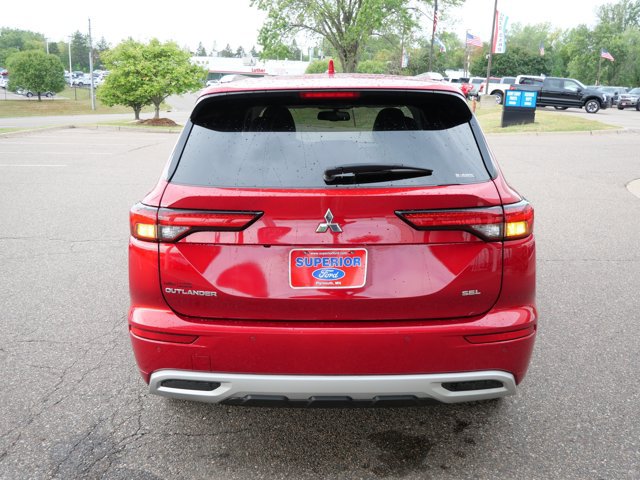 Used 2024 Mitsubishi Outlander SEL AWD/4WD image 6