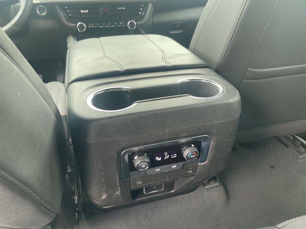Used 2025 Chevrolet Tahoe LT RWD image 24