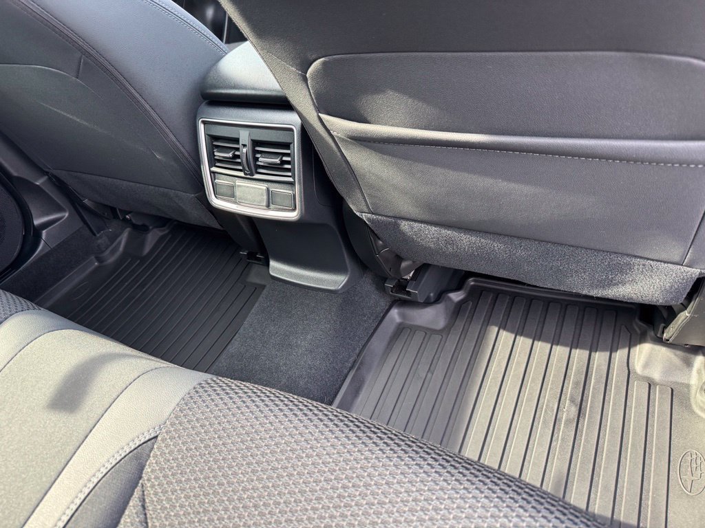 Used 2022 Subaru Forester Premium AWD/4WD image 19