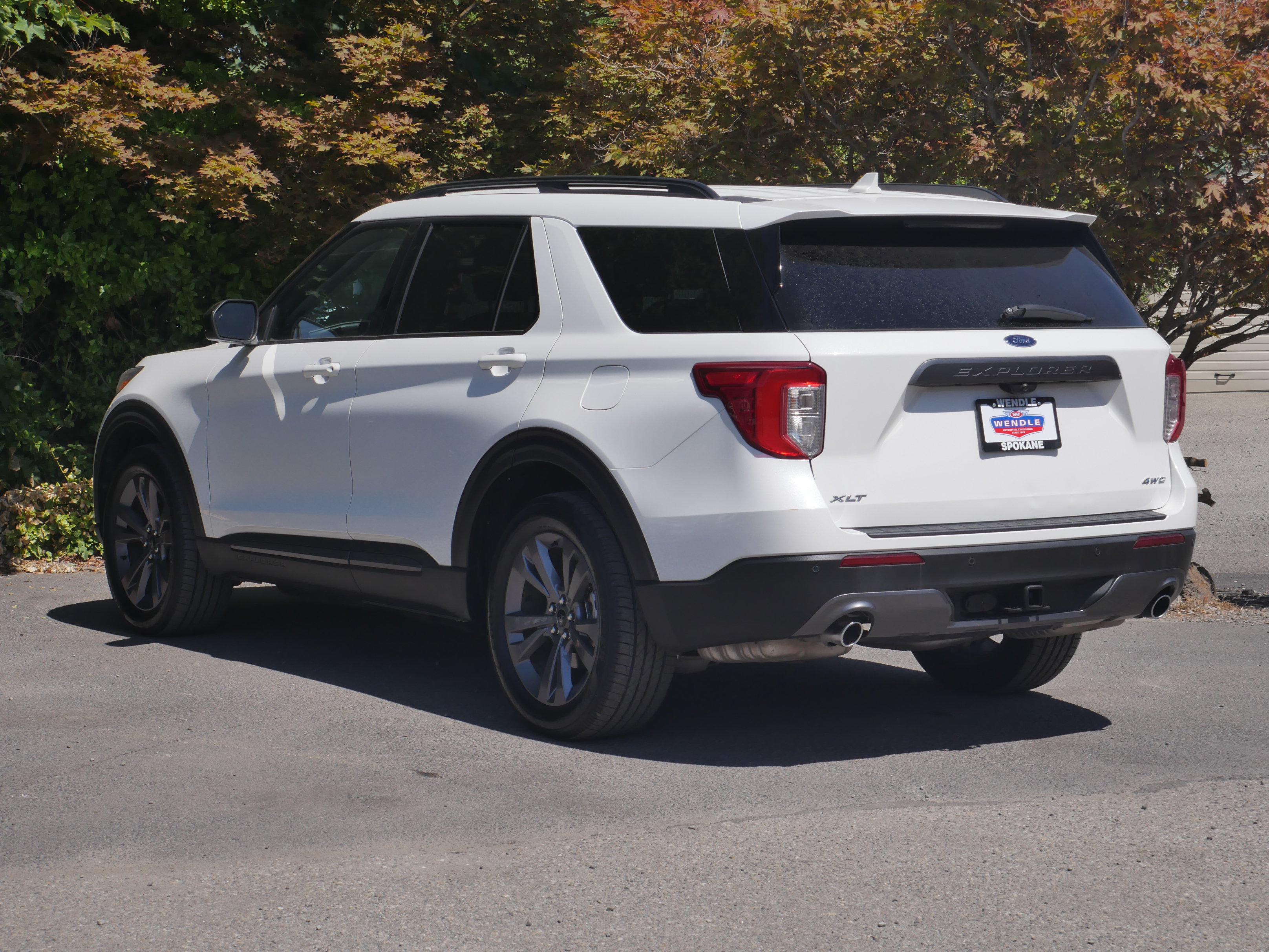 Certified 2023 Ford Explorer XLT w/ Equipment Group 202A AWD/4WD image 19