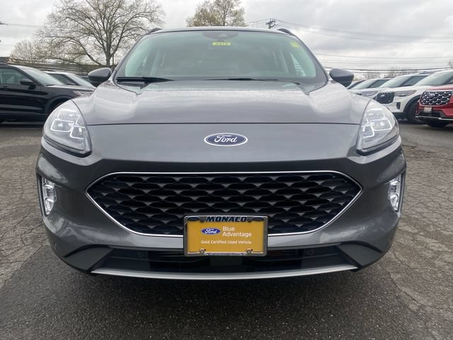 Certified 2022 Ford Escape Titanium w/ Class II Trailer Tow Package AWD/4WD image 2