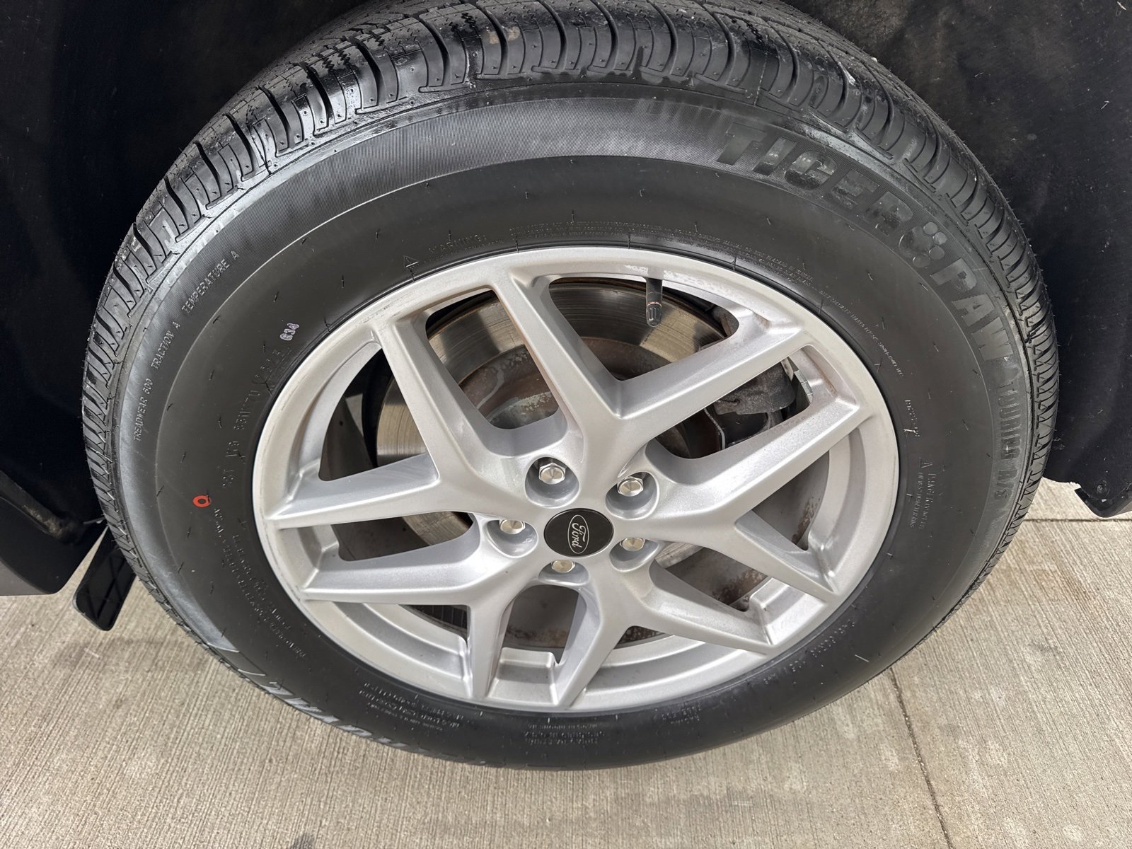 Certified 2024 Ford Edge SEL w/ Convenience Package image 19