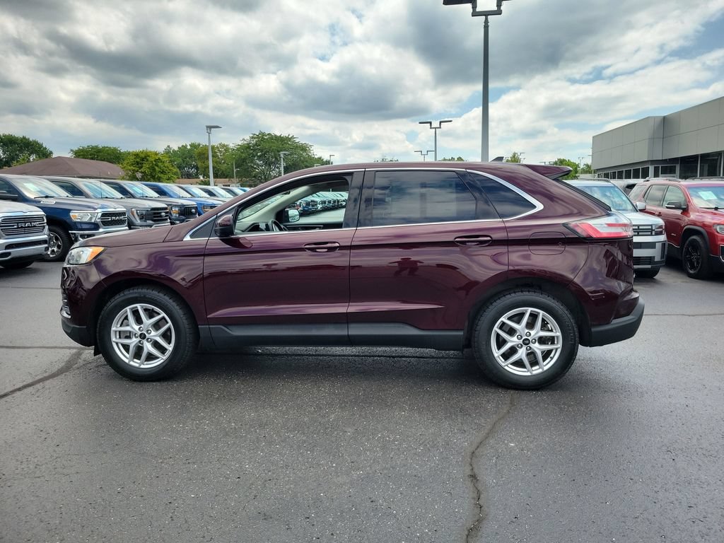 Certified 2023 Ford Edge SEL w/ Convenience Package AWD/4WD image 7