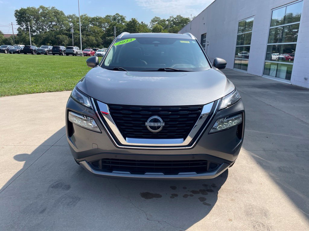 Used 2023 Nissan Rogue SL w/ SL Premium Package AWD/4WD image 3