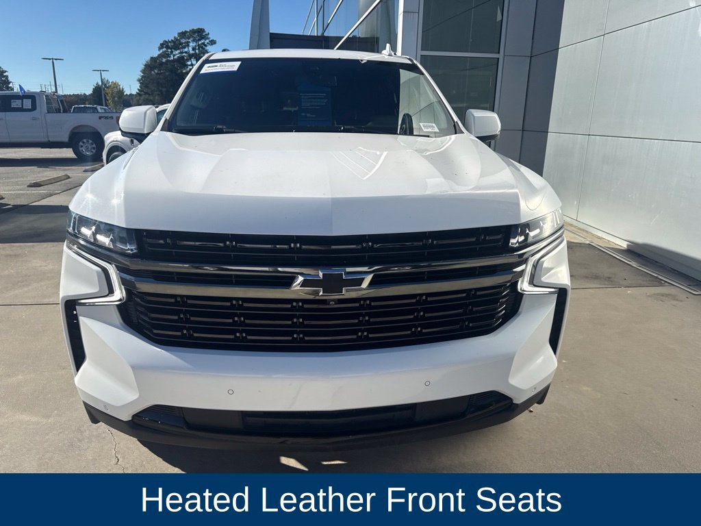 Used 2022 Chevrolet Suburban RST w/ Luxury Package AWD/4WD image 2