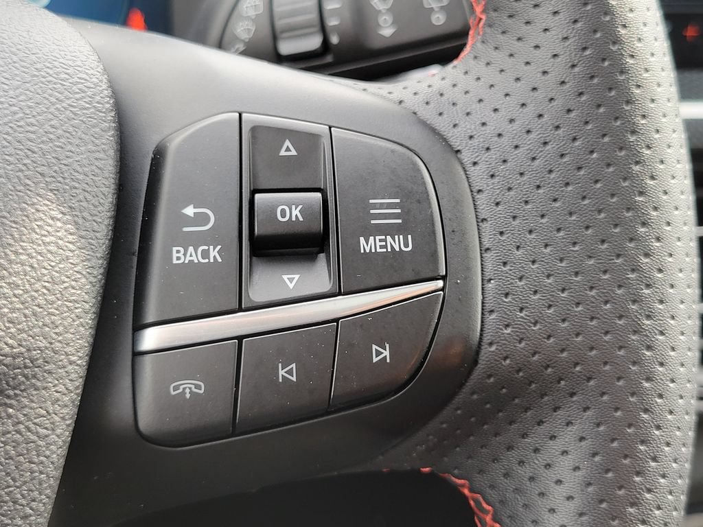 Certified 2023 Ford Escape ST-Line Select w/ Tech Pack #2 AWD/4WD image 18