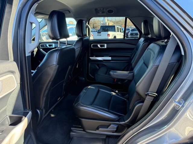 Certified 2023 Ford Explorer XLT w/ Equipment Group 202A image 15