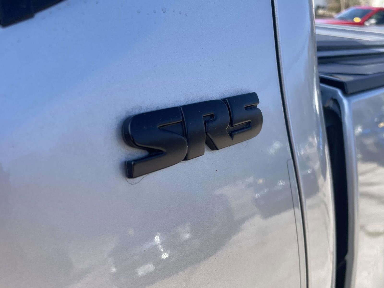 Used 2023 Toyota Tacoma SR5 w/ Technology Package image 11