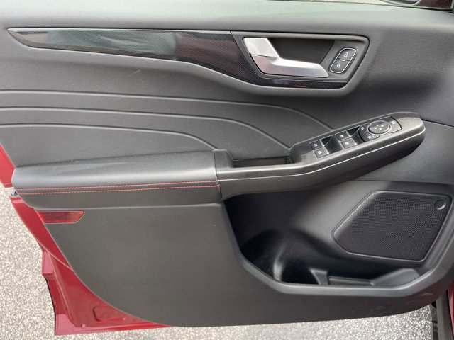 Certified 2026 Ford Escape ST-Line w/ Tech Pack #1 image 15