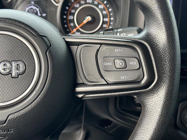Used 2025 Jeep Wrangler Sport image 19