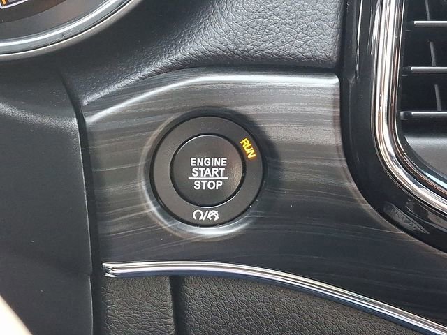 Used 2021 Jeep Grand Cherokee Limited image 28