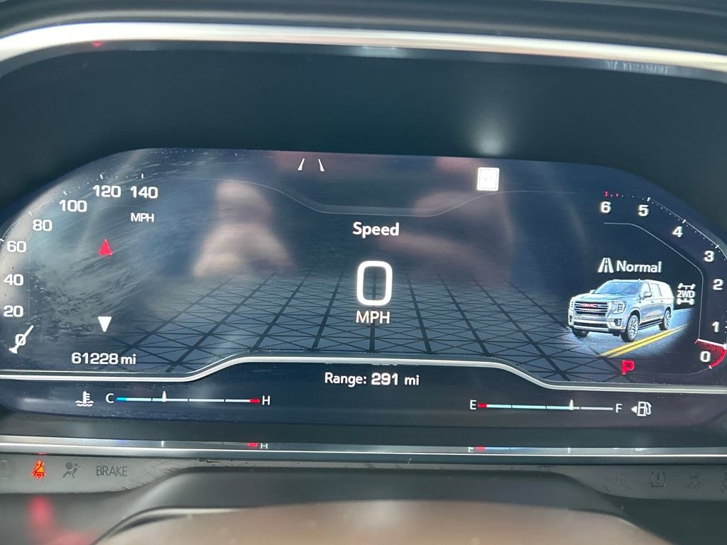 Used 2023 GMC Yukon XL SLT image 28