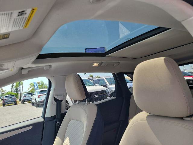 Certified 2022 Ford Escape SE w/ Cold Weather Package AWD/4WD image 21