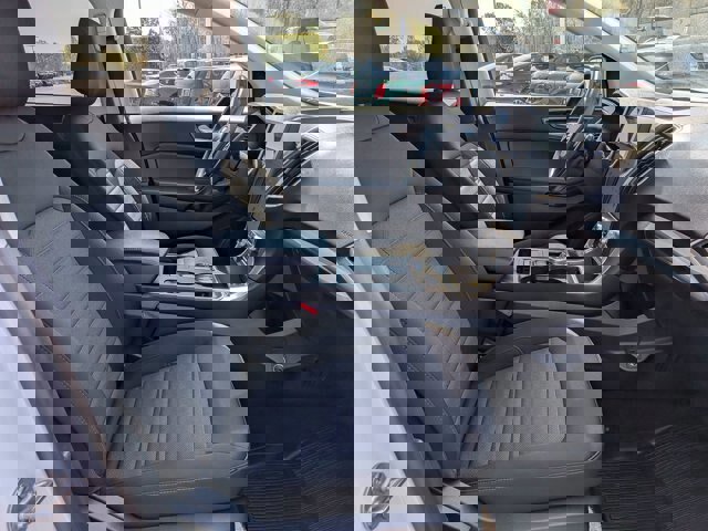 Certified 2024 Ford Edge SE w/ Black Appearance Package image 34