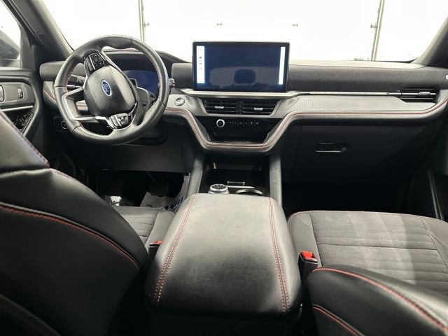 Certified 2025 Ford Explorer ST-Line w/ ST-Line Street Pack image 23
