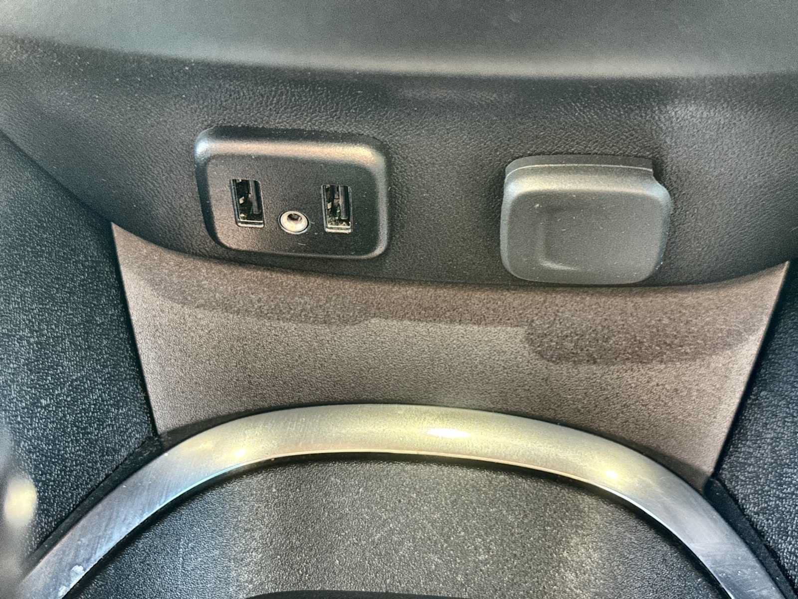 Used 2018 Chevrolet Malibu LT FWD image 30