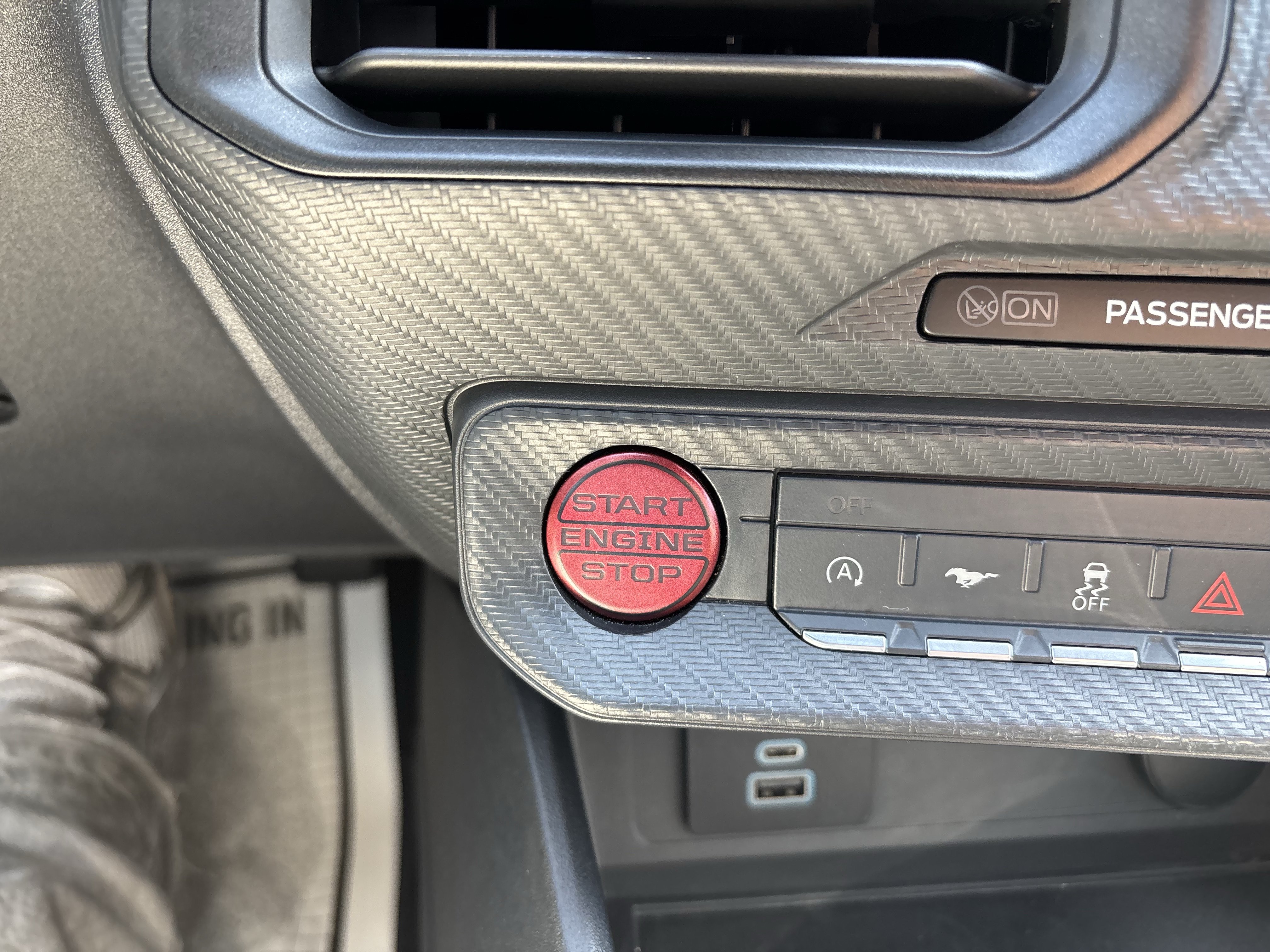 Certified 2024 Ford Mustang Coupe RWD image 25