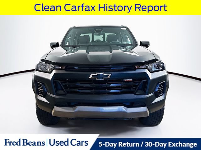 Used 2024 Chevrolet Colorado Trail Boss w/ Advanced Trailering Package AWD/4WD image 2