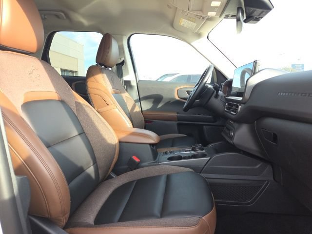 Certified 2025 Ford Bronco Sport Outer Banks w/ Outer Banks Tech Package+ AWD/4WD image 17