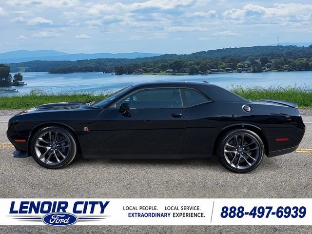 Used 2023 Dodge Challenger R/T Scat Pack w/ Plus Package RWD image 6