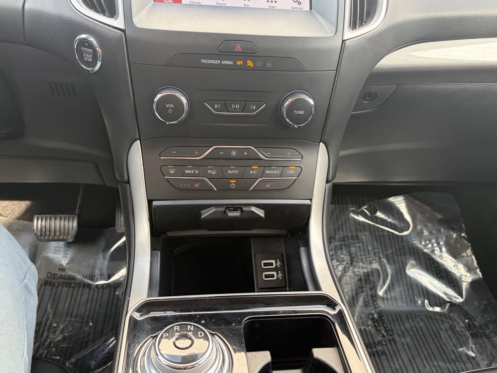 Certified 2019 Ford Edge SEL w/ Equipment Group 201A AWD/4WD image 46
