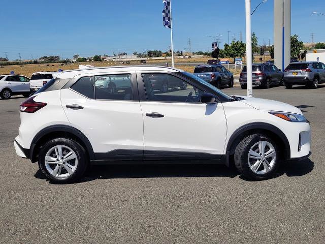 Used 2024 Nissan Kicks S FWD image 6