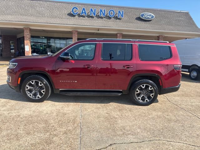 Used 2024 Jeep Wagoneer Series III AWD/4WD image 2