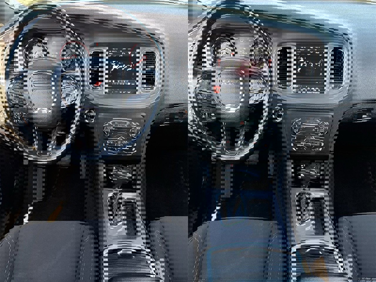 Used 2023 Dodge Charger SXT image 11